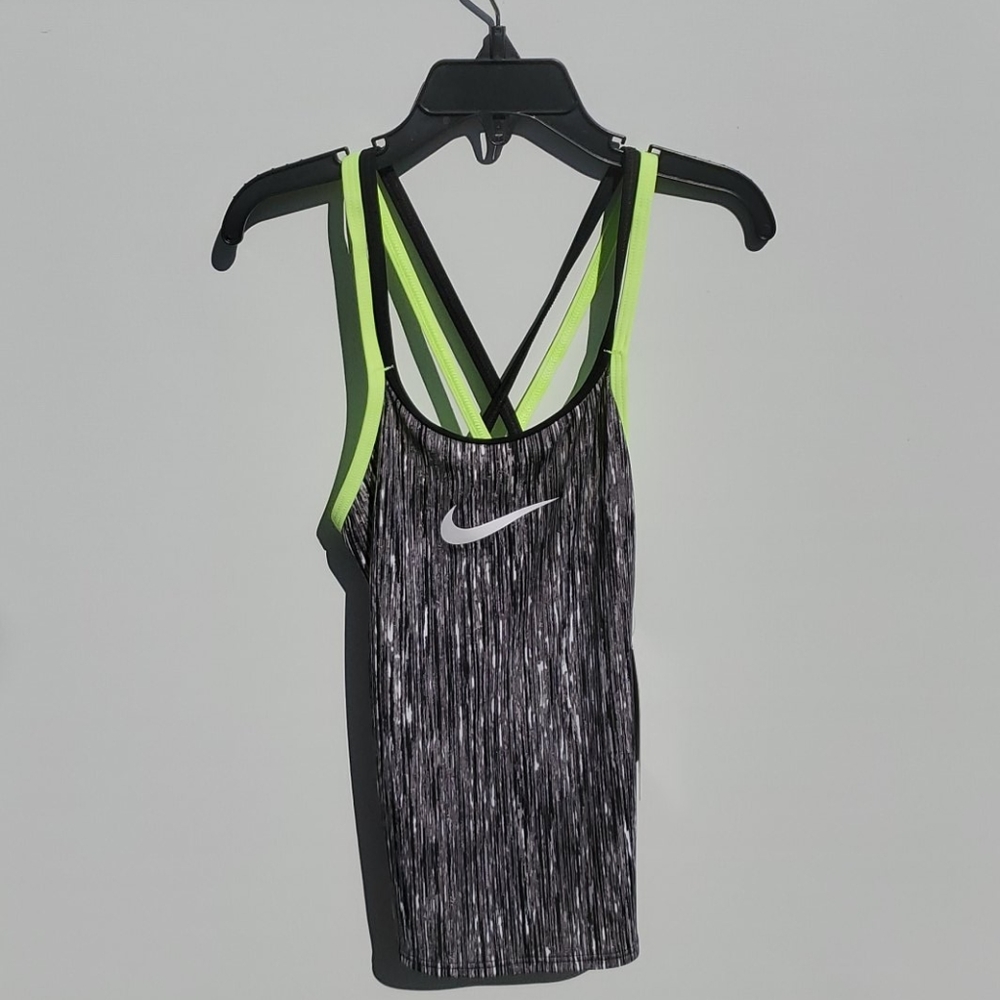 🆕️ Nike Racerback Top